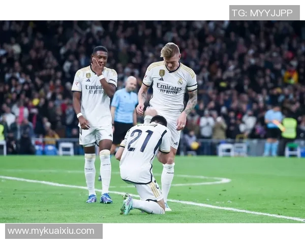 足球巨星联袂豪车品牌代言展现运动与速度激情魅力